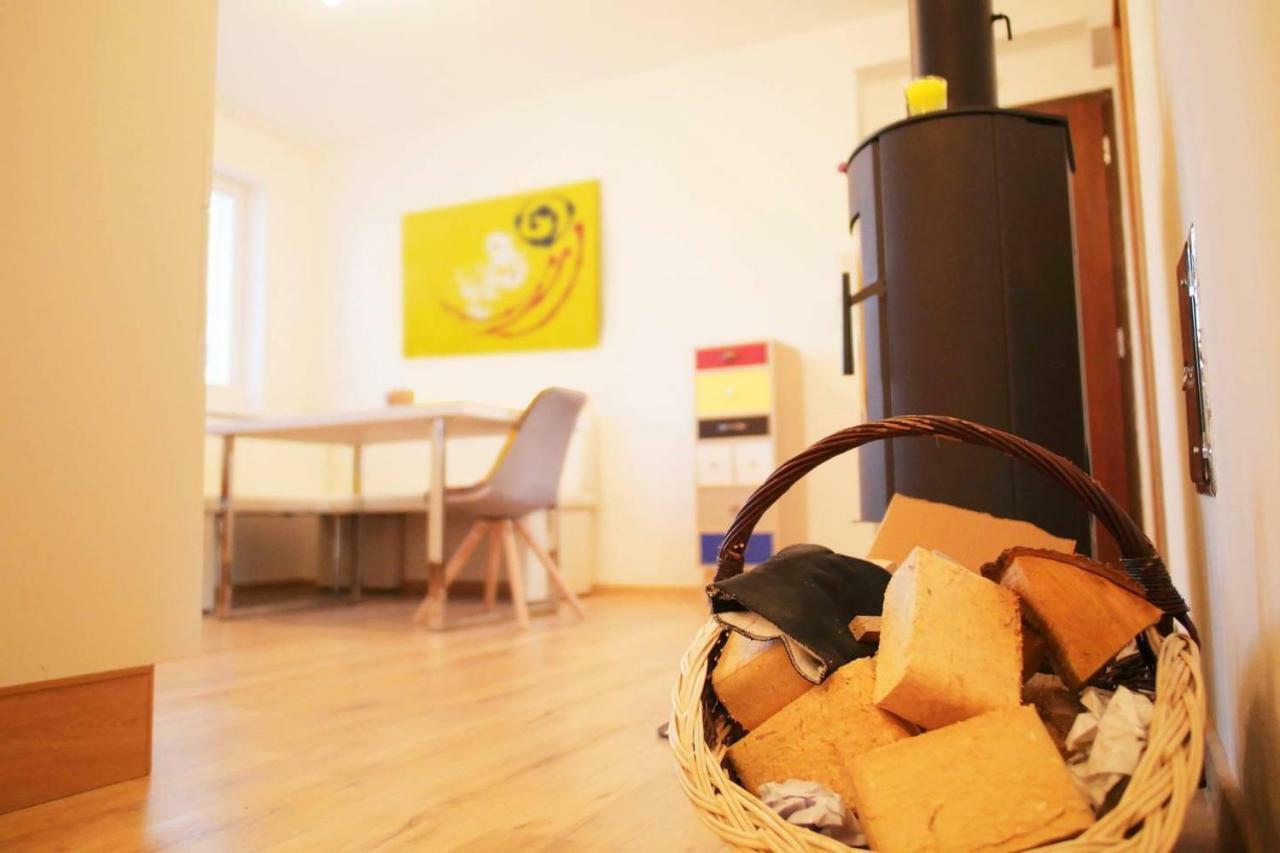 2 Bedroom Flat In The Heart Of Liptovský Mikuláš Eksteriør billede